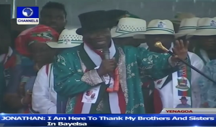 #BooedInBayelsa: WATCH President Jonathan Cut Speech After Being Booed Off Stage in Bayelsa Home State – NewsRescue.com